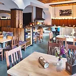 Otel Hotel-hofbraeu Am Stadtring