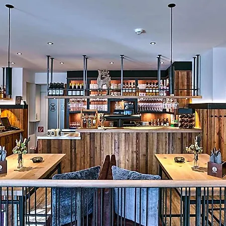 Hotel-hofbraeu Am Stadtring ホテル 4*